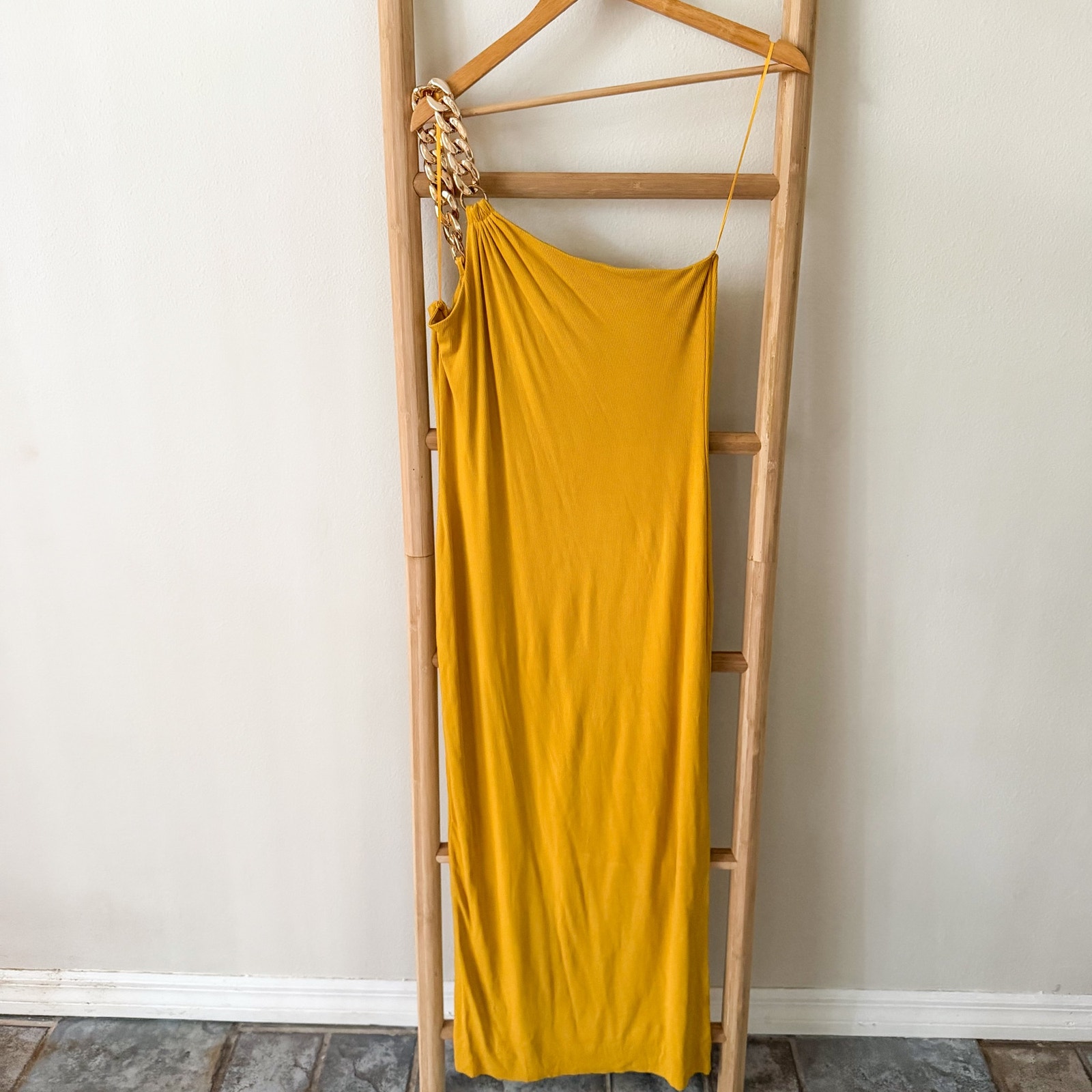 Nwt Jluxlabel Mustard Gold Chain One Shoulder Maxi Dress Xl Bodycon Ruched — image 2 of 8
